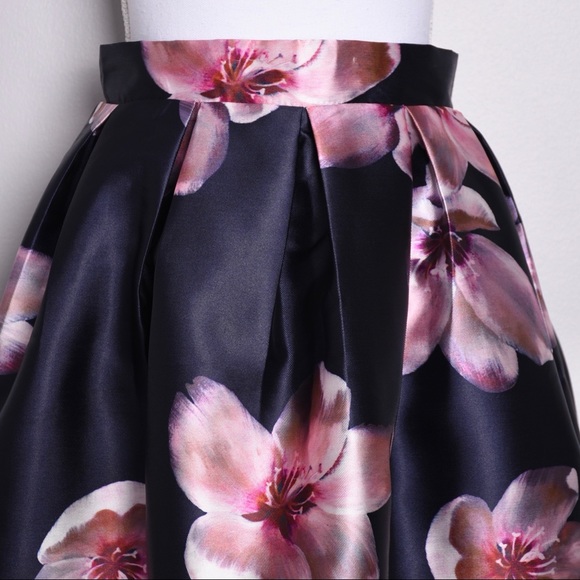 Chicwish Peach Blossom Floral Midi Full Skirt Navy - Picture 5 of 8